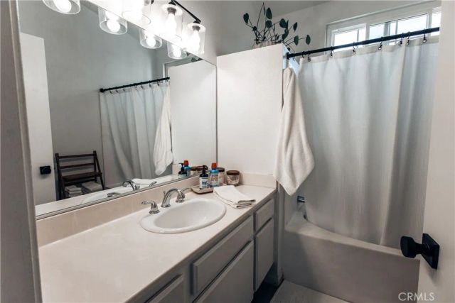 1641 Dimas Ct, Azusa, CA 91702