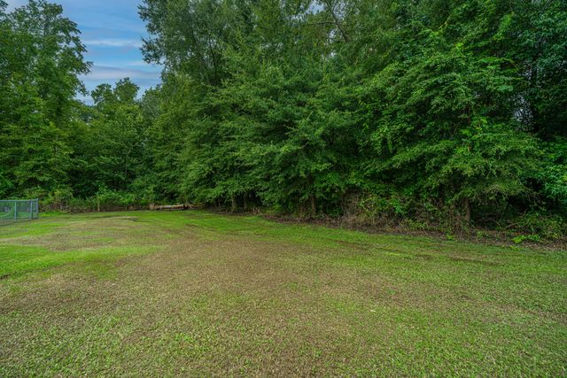 3279 Wire Road, Saint George, SC 29477