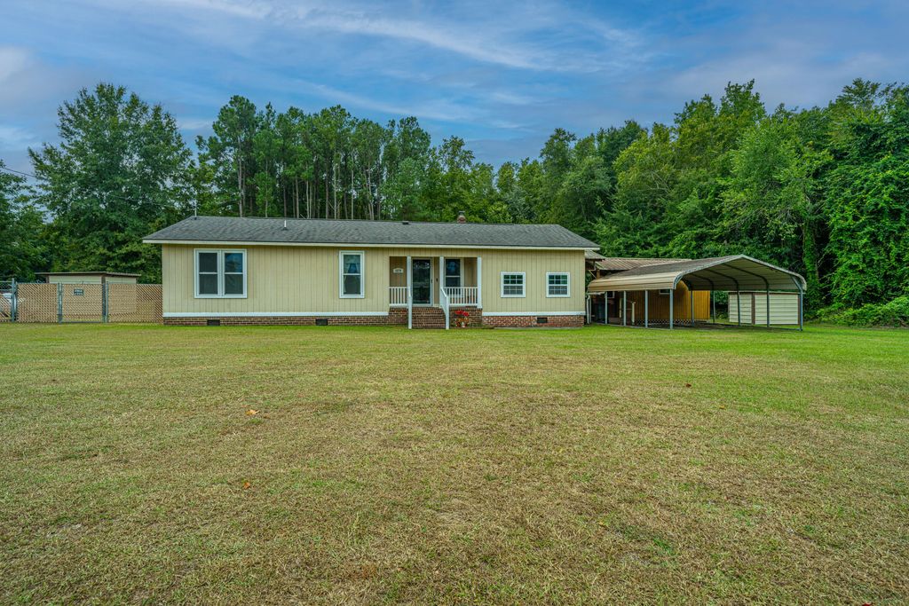 3279 Wire Road, Saint George, SC 29477