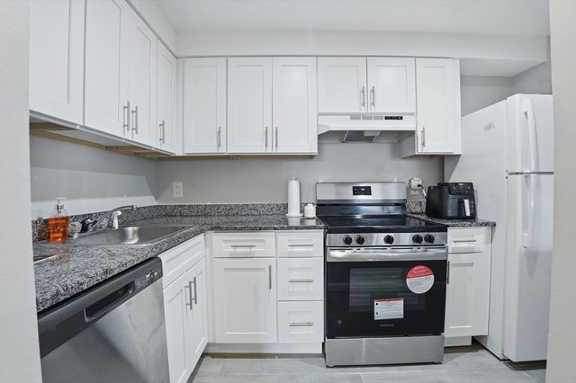 180 Main Street B34, Bridgewater, MA 02324