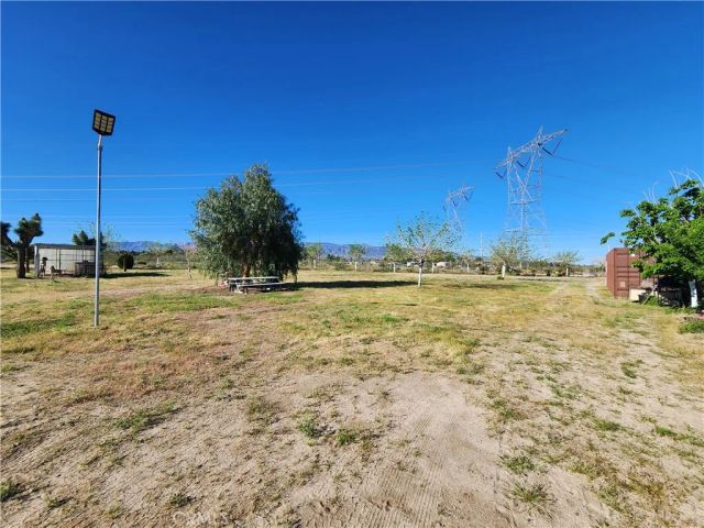 11391 Johnson, Phelan, CA 92371