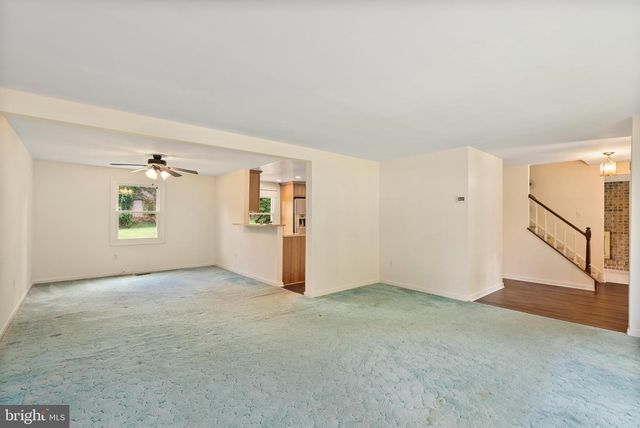 8339 TALLY HO RD, Lutherville Timonium, MD 21093
