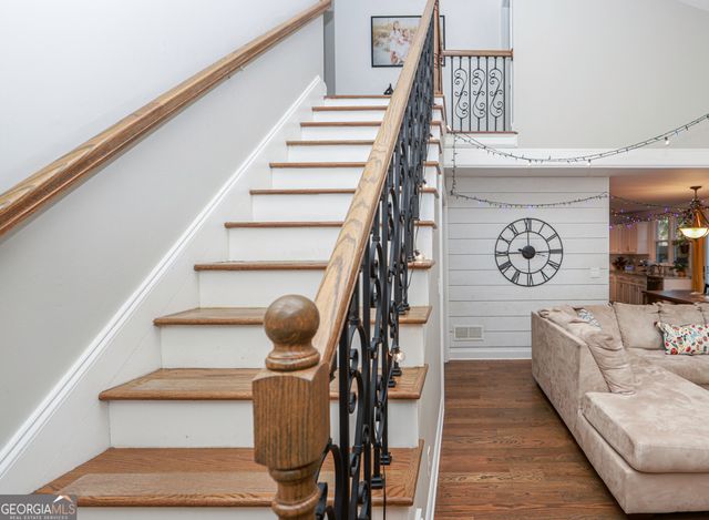 9900 Barston Court, Alpharetta, GA 30022