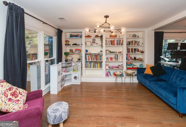 9900 Barston Court, Alpharetta, GA 30022