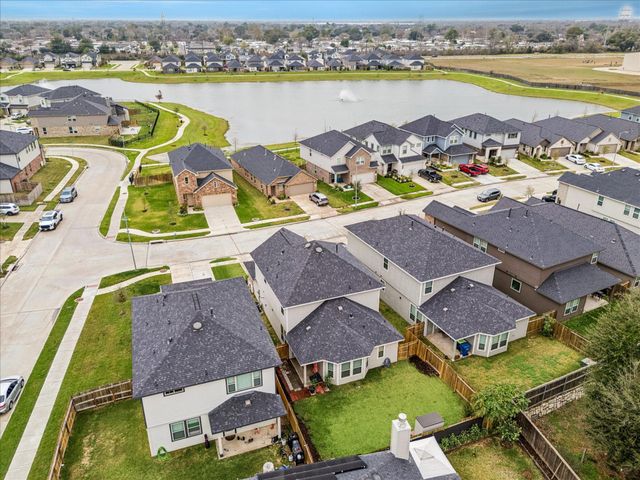 15359 Caravel Bay Court, Houston, TX 77053