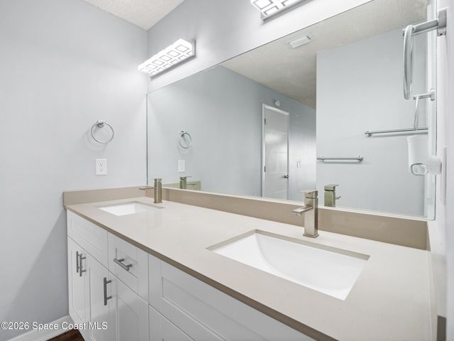 366 Haverford Lane NE, Palm Bay, FL 32907