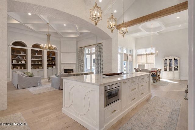 101 Kingfisher Drive, Lafayette, LA 70508