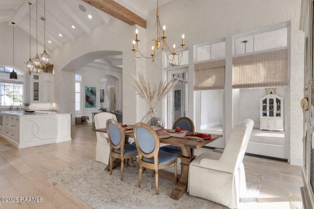 101 Kingfisher Drive, Lafayette, LA 70508