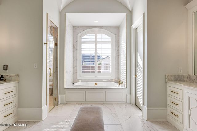 101 Kingfisher Drive, Lafayette, LA 70508