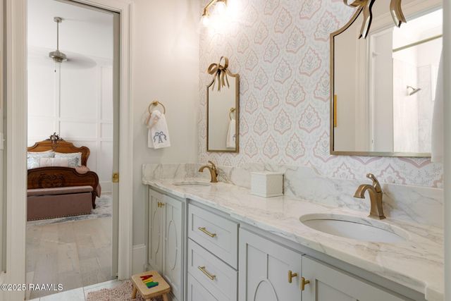 101 Kingfisher Drive, Lafayette, LA 70508