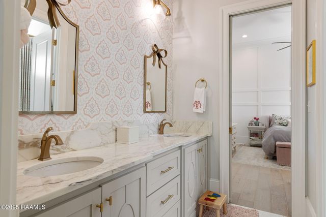 101 Kingfisher Drive, Lafayette, LA 70508