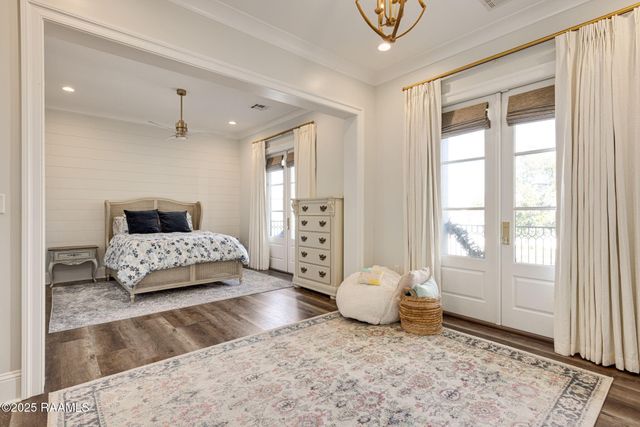 101 Kingfisher Drive, Lafayette, LA 70508