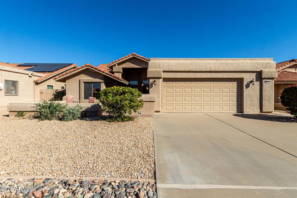 19639 N BELLWOOD Drive, Sun City West, AZ 85375