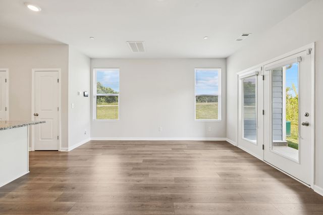 130 Grayson Cir, Chapel Hill, TN 37034