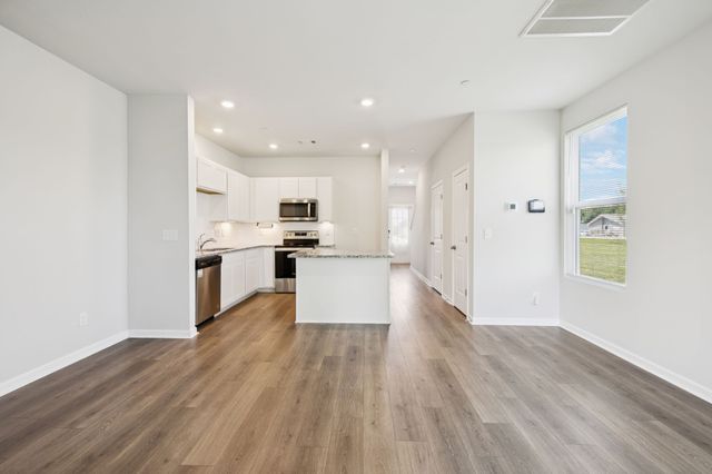 130 Grayson Cir, Chapel Hill, TN 37034