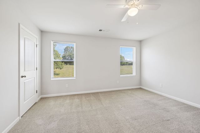 130 Grayson Cir, Chapel Hill, TN 37034