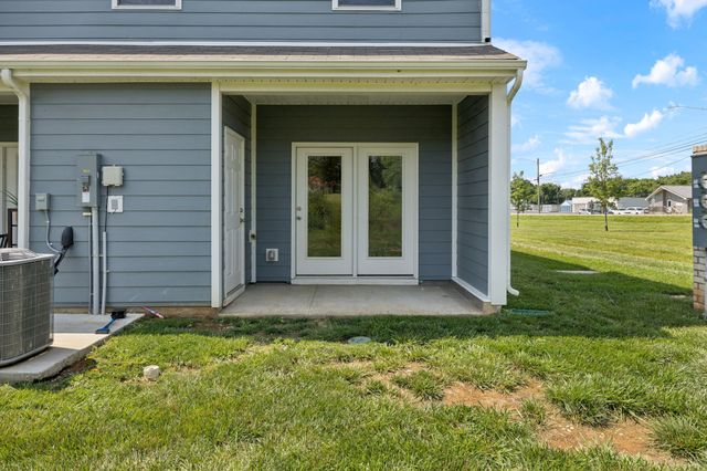 130 Grayson Cir, Chapel Hill, TN 37034