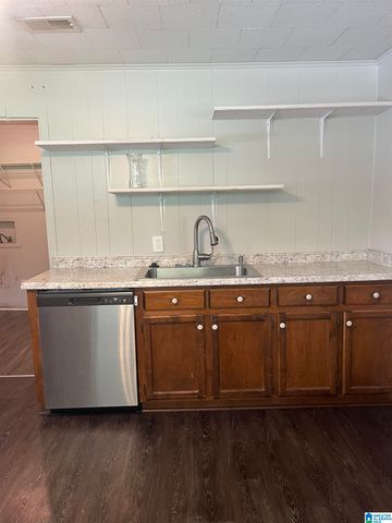 1921 SADLERTOWN ROAD, Bessemer, AL 35022