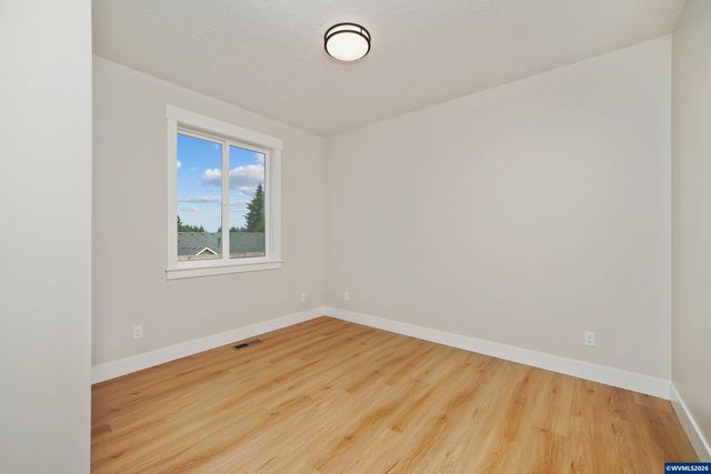 755 Emily Grace Ln SE, Salem, OR 97306