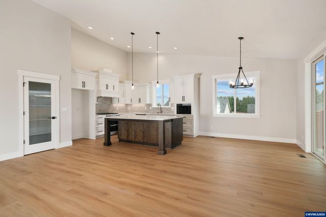 755 Emily Grace Ln SE, Salem, OR 97306