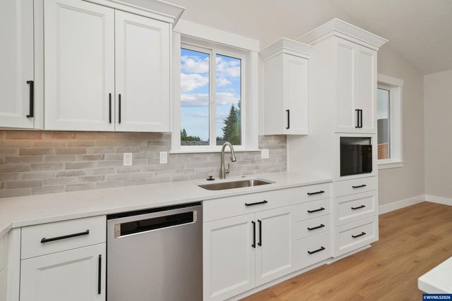 755 Emily Grace Ln SE, Salem, OR 97306