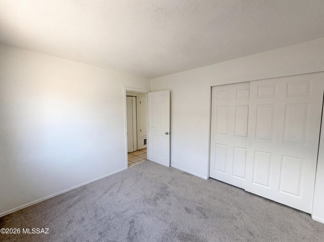 1657 W Wood Crest Court, Tucson, AZ 85746