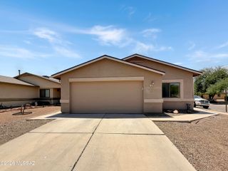 1657 W Wood Crest Court, Tucson, AZ 85746
