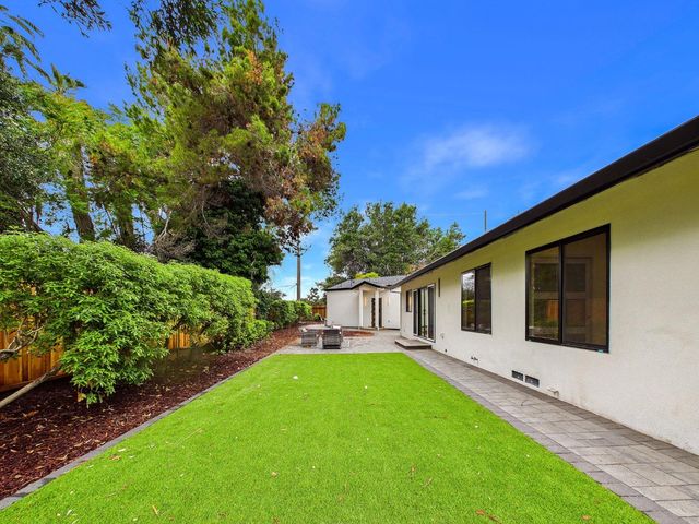 986 Starflower Court, Sunnyvale, CA 94086