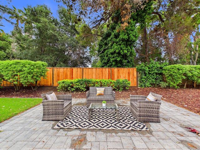 986 Starflower Court, Sunnyvale, CA 94086
