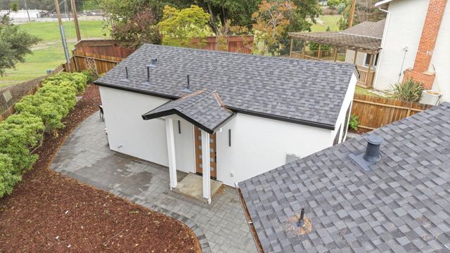 986 Starflower Court, Sunnyvale, CA 94086