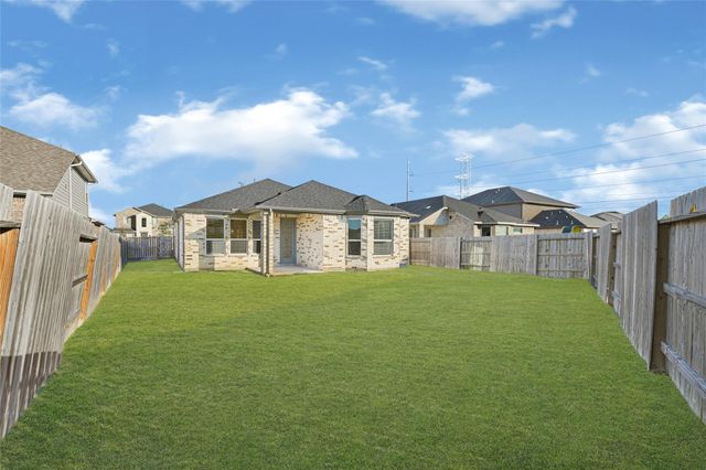 9111 Hunter Hill Drive, Cypress, TX 77433