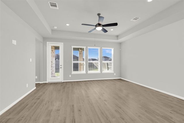 9111 Hunter Hill Drive, Cypress, TX 77433