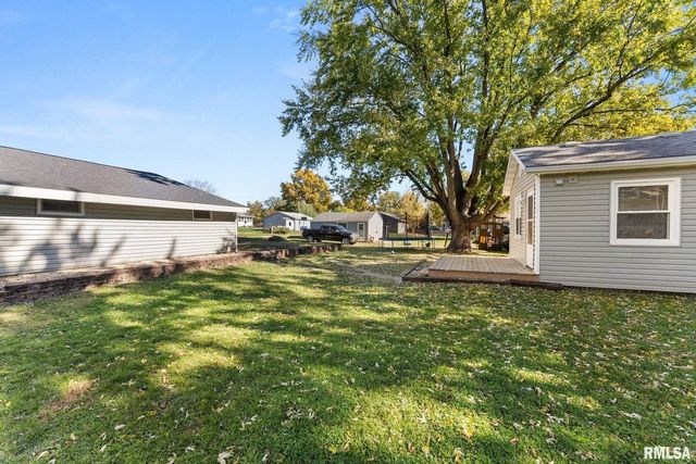 1215 Wisconsin Street, Le Claire, IA 52753