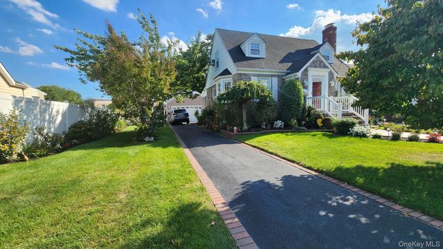 199 Claxton Avenue, Bellmore, NY 11710