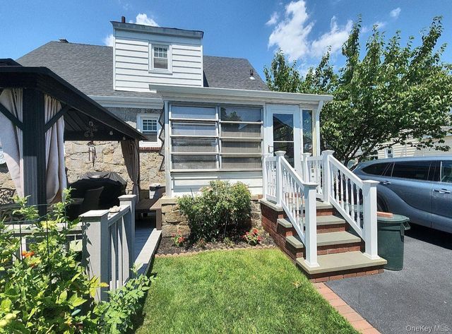 199 Claxton Avenue, Bellmore, NY 11710