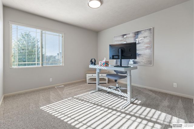 8215 N 147th Avenue, Bennington, NE 68007