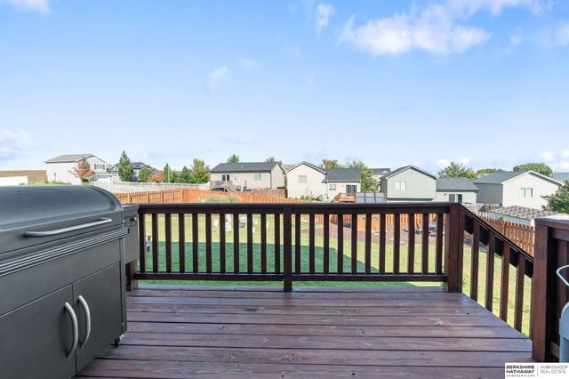 8215 N 147th Avenue, Bennington, NE 68007