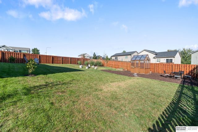 8215 N 147th Avenue, Bennington, NE 68007