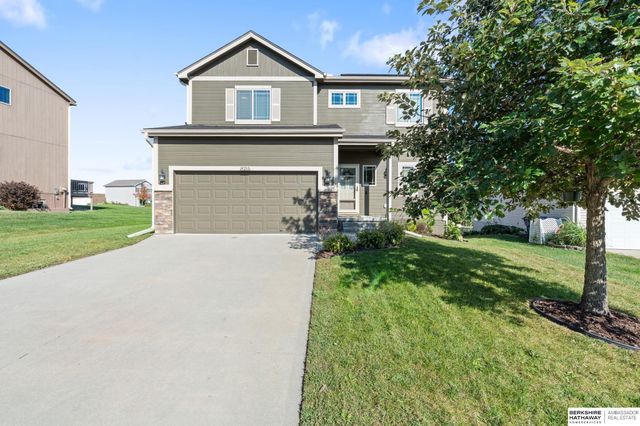 8215 N 147th Avenue, Bennington, NE 68007