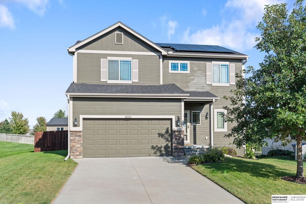 8215 N 147th Avenue, Bennington, NE 68007