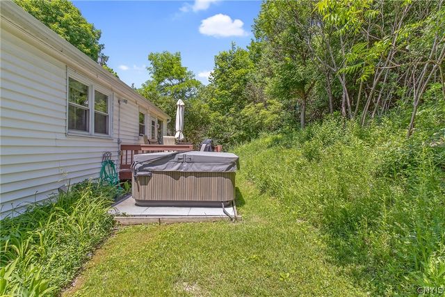3659 Warners Road, Camillus, NY 13209
