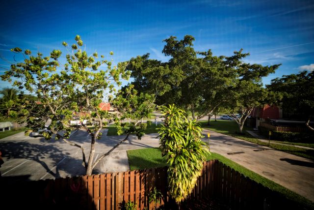 8353 Trent Court C, Boca Raton, FL 33433