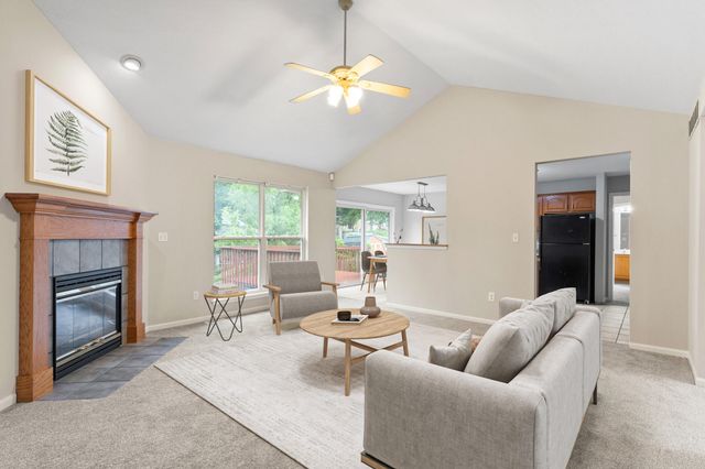 606 ADENS WOODS CT, Columbia, MO 65201