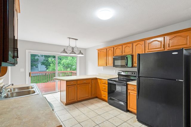 606 ADENS WOODS CT, Columbia, MO 65201