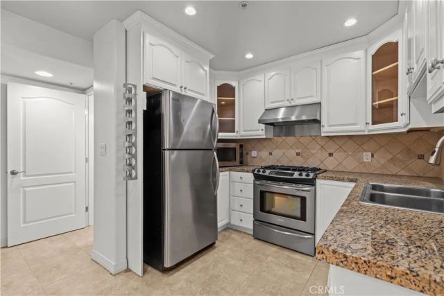 4732 Radford Avenue 8, Valley Village, CA 91607