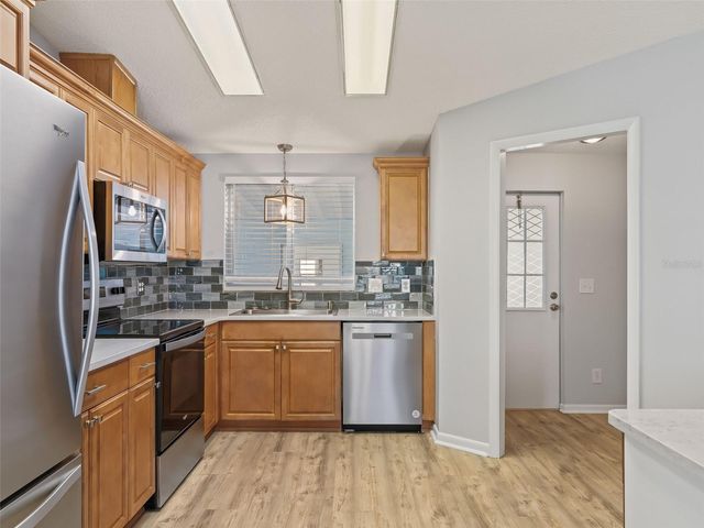 1613 BAY MEADOWS LANE, Lady Lake, FL 32159