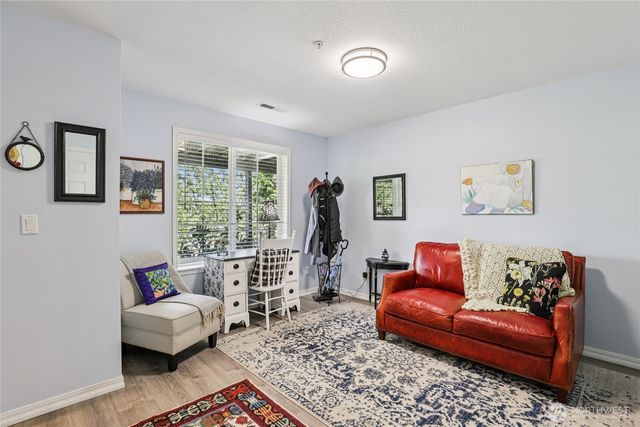 2764 E McLoughlin Boulevard, Vancouver, WA 98661