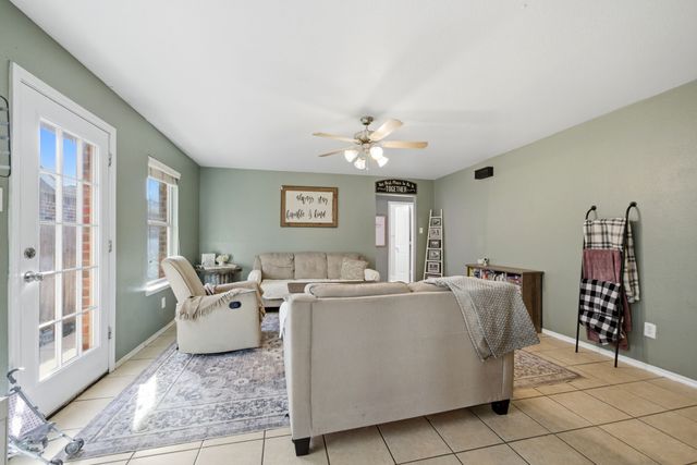 2008 Times Road, Heartland, TX 75126