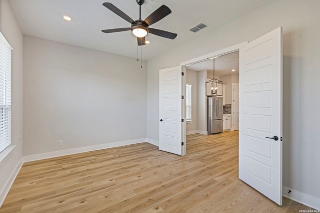 289 Lawrence Drive, Castroville, TX 78009