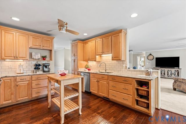3911 S Fairway Dr, Powhatan, VA 23139